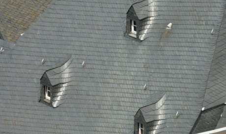 Rénovation et réfection de toiture en ardoise par couvreur à Grazac